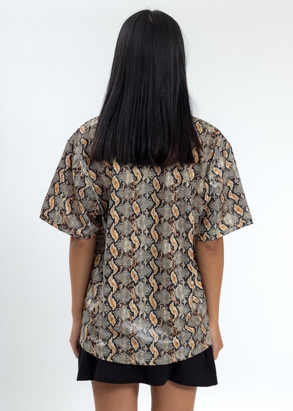 CMMN SWDN Aries T-Shirt - Beige/Black Snake CMMN SWDN Aries T-Shirt - Beige/Black Snake
