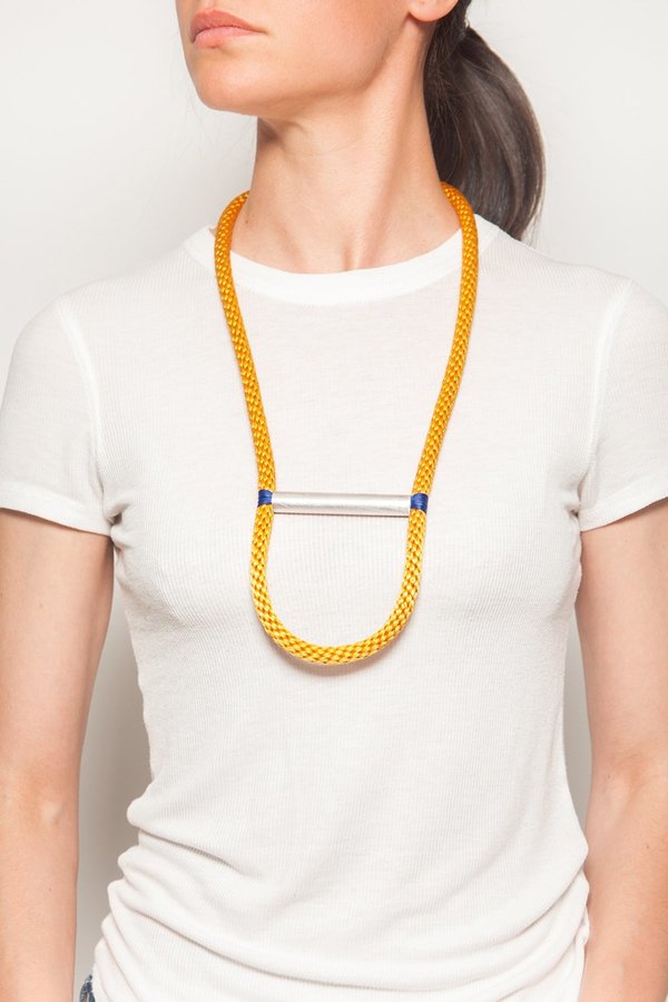 MATERIAL DROPS LIFE NECKLACE MATERIAL DROPS LIFE NECKLACE