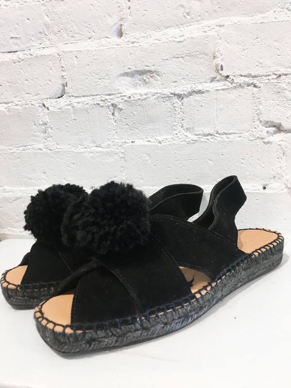 Naguisa Mateua Sandals Naguisa Mateua Sandals