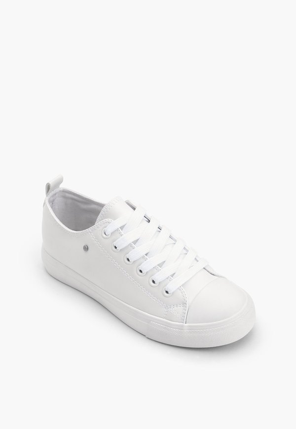 Matt & Nat Hazel Sneaker - White Matt & Nat Hazel Sneaker - White