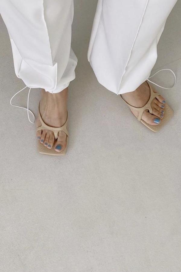 W A N T S Bella Mule (Pre-order) W A N T S Bella Mule (Pre-order)