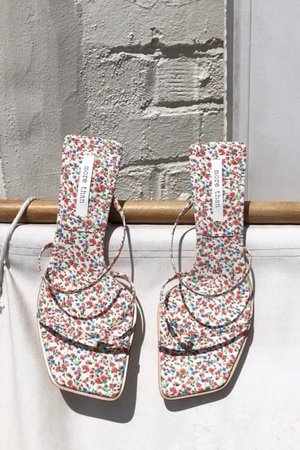 W A N T S Mila Heel W A N T S Mila Heel