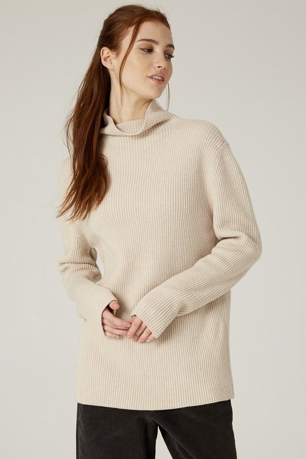 Filosofia KRISTEN MOCKNECK SWEATER - Light Taupe Filosofia KRISTEN MOCKNECK SWEATER - Light Taupe