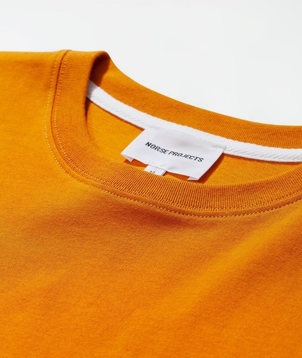 Norse Projects Niels Standard SS t-shirt - cadmiun orange Norse Projects Niels Standard SS t-shirt - cadmiun orange