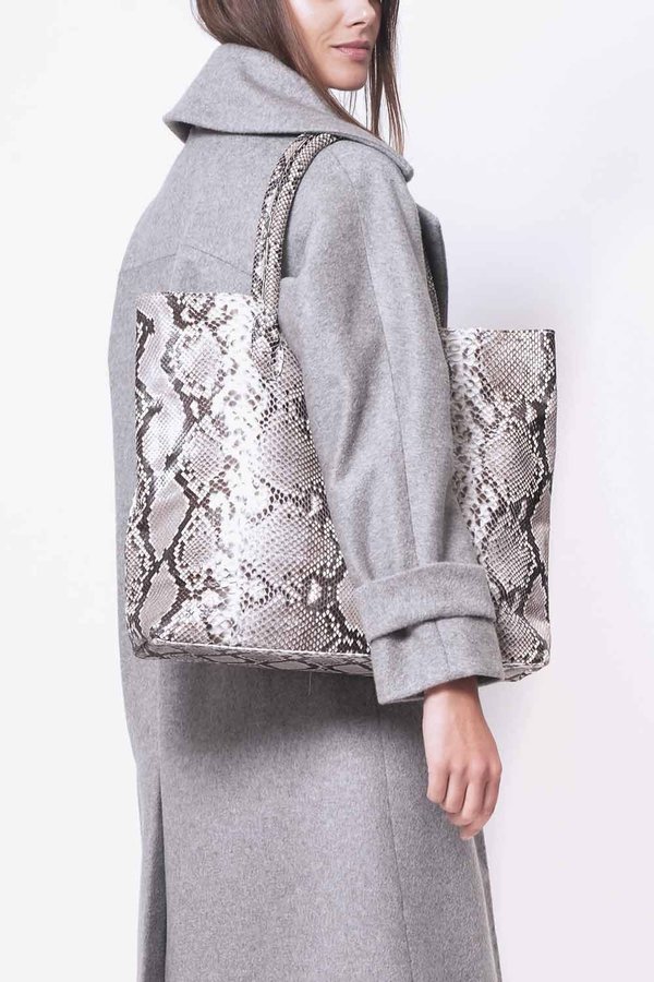Primary New York Tall Tote - Taupe Primary New York Tall Tote - Taupe