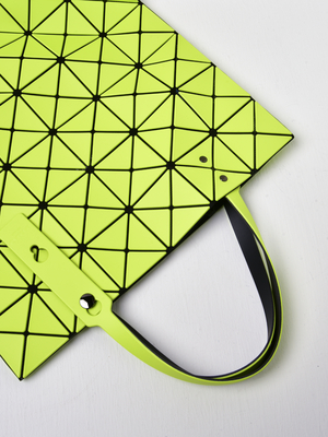 BAO BAO ISSEY MIYAKE LUCENT FROST - Lime Yellow BAO BAO ISSEY MIYAKE LUCENT FROST - Lime Yellow