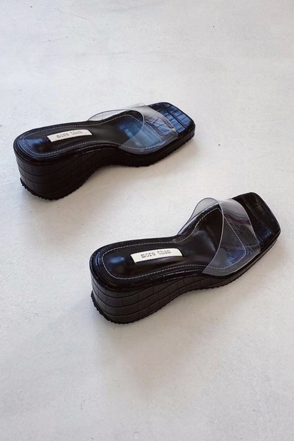 W A N T S Erin PVC Wedge W A N T S Erin PVC Wedge