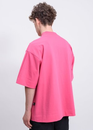 we11done Reversible Gig T-shirt - Navy/Pink we11done Reversible Gig T-shirt - Navy/Pink