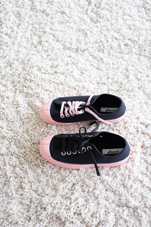 Novesta Star Master Sneaker - Black/Pink Novesta Star Master Sneaker - Black/Pink