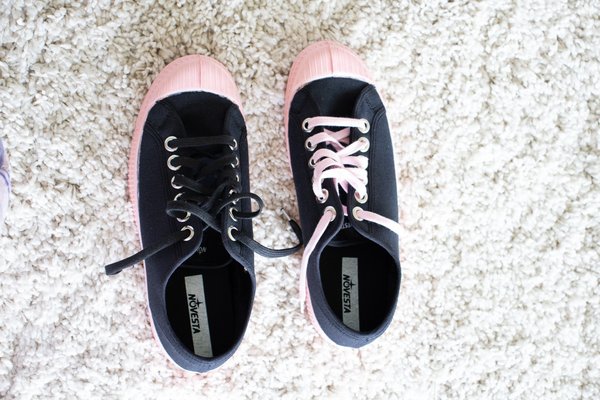 Novesta Star Master Sneaker - Black/Pink Novesta Star Master Sneaker - Black/Pink