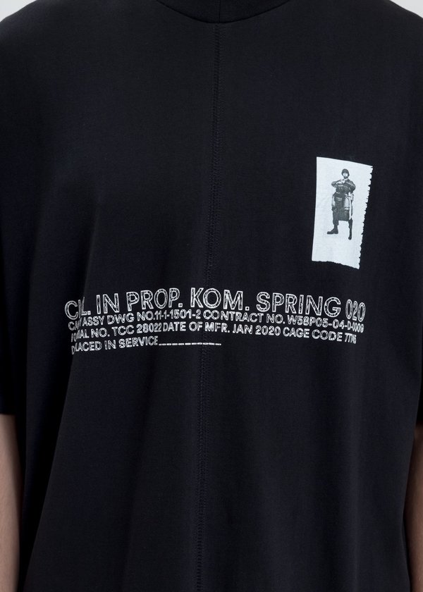 Komakino Loose Fit T-Shirt With Nylon Pocket - Black Komakino Loose Fit T-Shirt With Nylon Pocket - Black