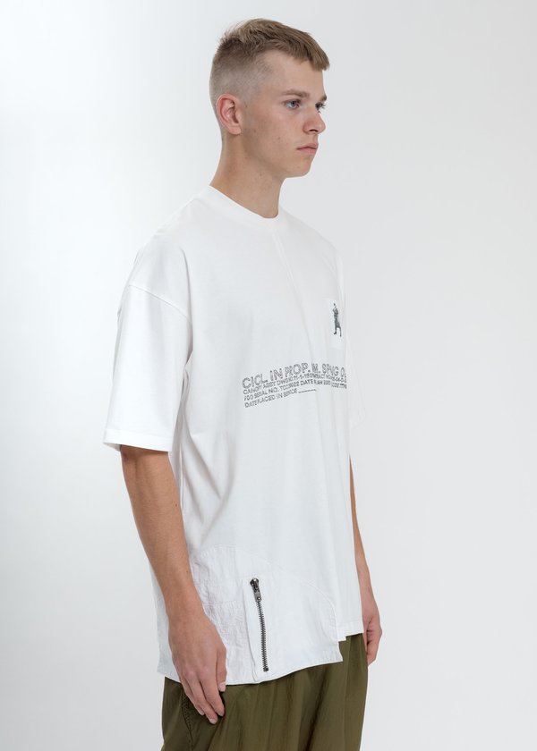 Komakino Loose Fit T-Shirt With Nylon Pocket - White Komakino Loose Fit T-Shirt With Nylon Pocket - White