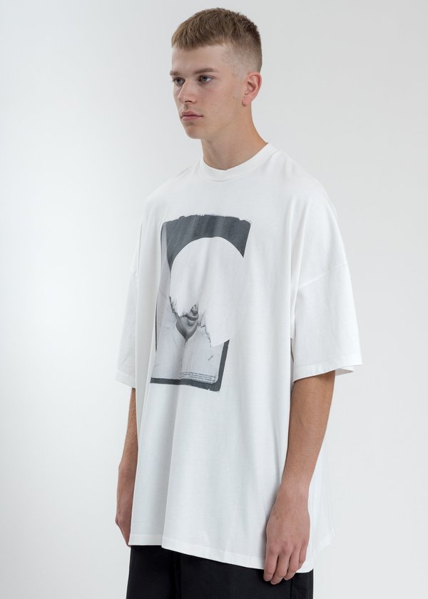 Komakino Oversized T-Shirt - White Komakino Oversized T-Shirt - White