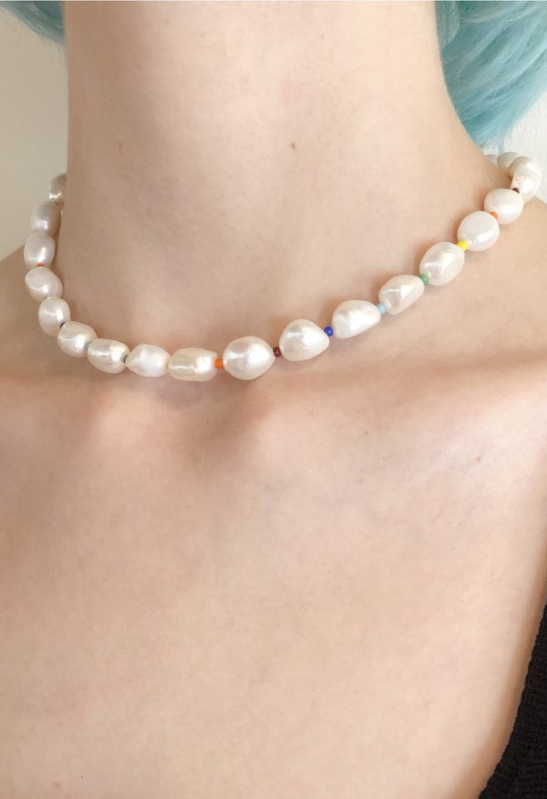Nicole Kwon Concept Store Saltwater Rainbow Pearl Necklace Nicole Kwon Concept Store Saltwater Rainbow Pearl Necklace