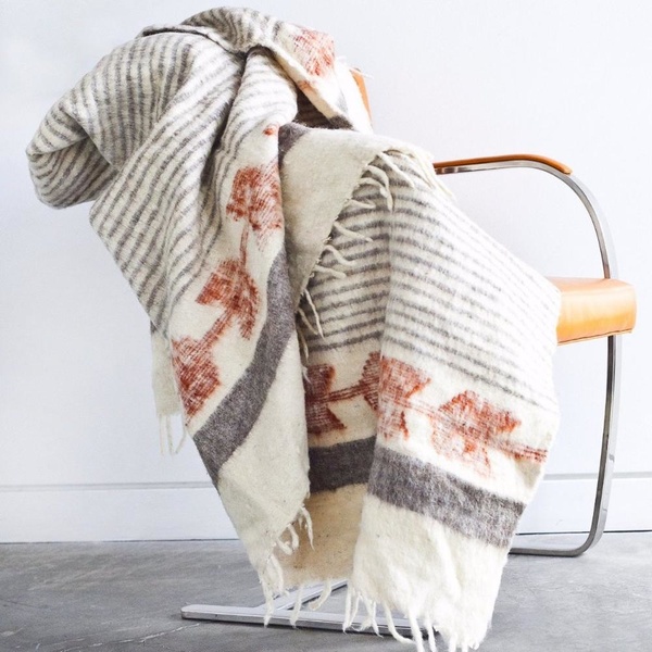 The Global Trunk Traditional Momo Blanket