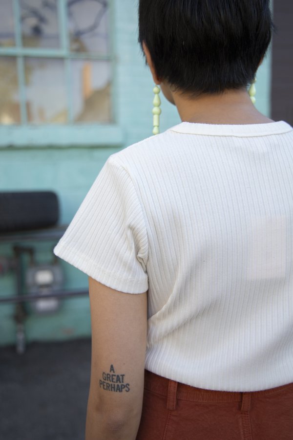 Lisa Says Gah Ribbed T-Shirt - Ivory Lisa Says Gah Ribbed T-Shirt - Ivory