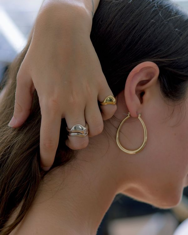 Common Muse Tilda Hoop Earrings - Gold Common Muse Tilda Hoop Earrings - Gold