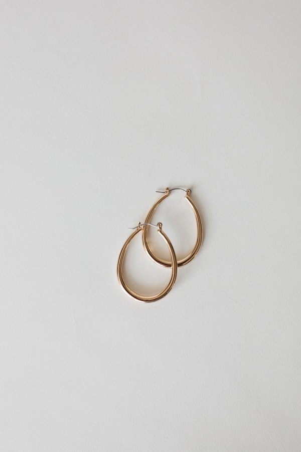 Common Muse Tilda Hoop Earrings - Gold Common Muse Tilda Hoop Earrings - Gold