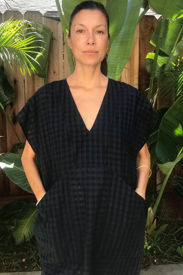Two New York Pocket Tunic - Black Two New York Pocket Tunic - Black