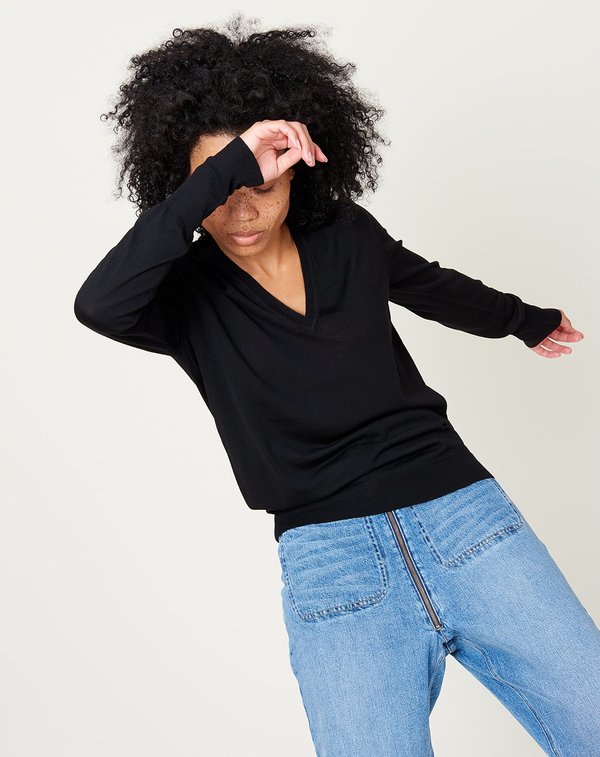 6397 Perfect V Neck Sweater - Black 6397 Perfect V Neck Sweater - Black