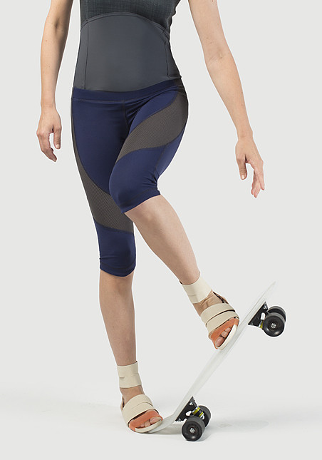 VPL Flexure Capri: Navy VPL Flexure Capri: Navy