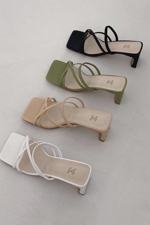 W A N T S Alora Heel W A N T S Alora Heel