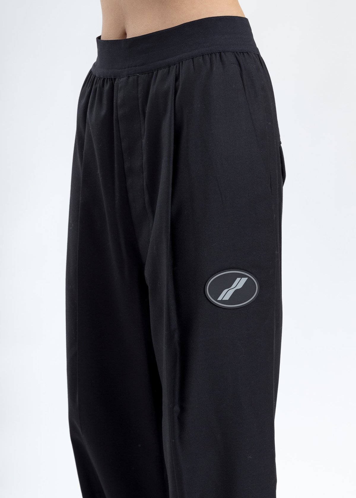 S【WE11DONE】LOGO TROUSERS／新品タグ付／送料込み we11done Logo Trousers - Black | Garmentory