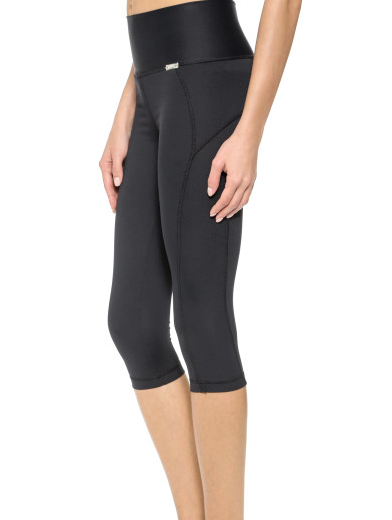 VPL X-Curvate Capri: All Black VPL X-Curvate Capri: All Black