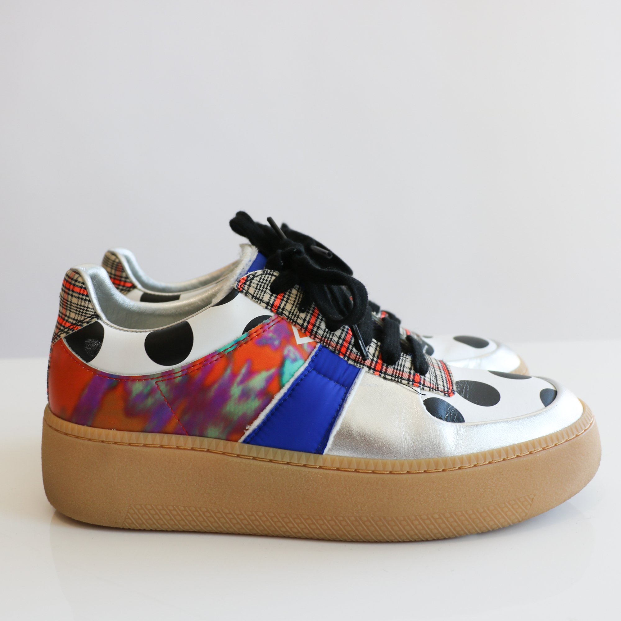 gum sole platform sneakers