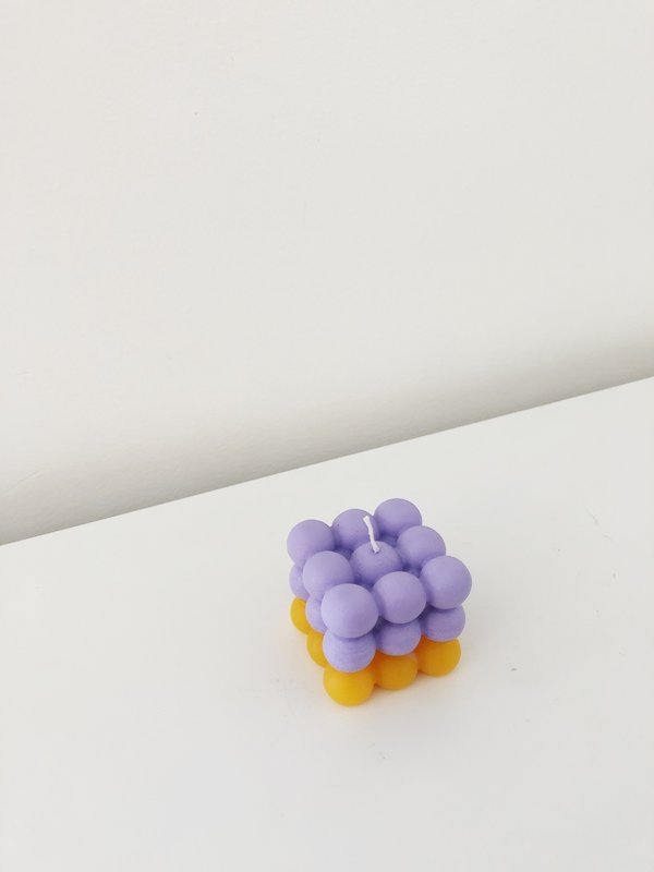 Ri-Ri-Ku ATOM CUBE CANDLE - PURPLE/ORANGE Ri-Ri-Ku ATOM CUBE CANDLE - PURPLE/ORANGE
