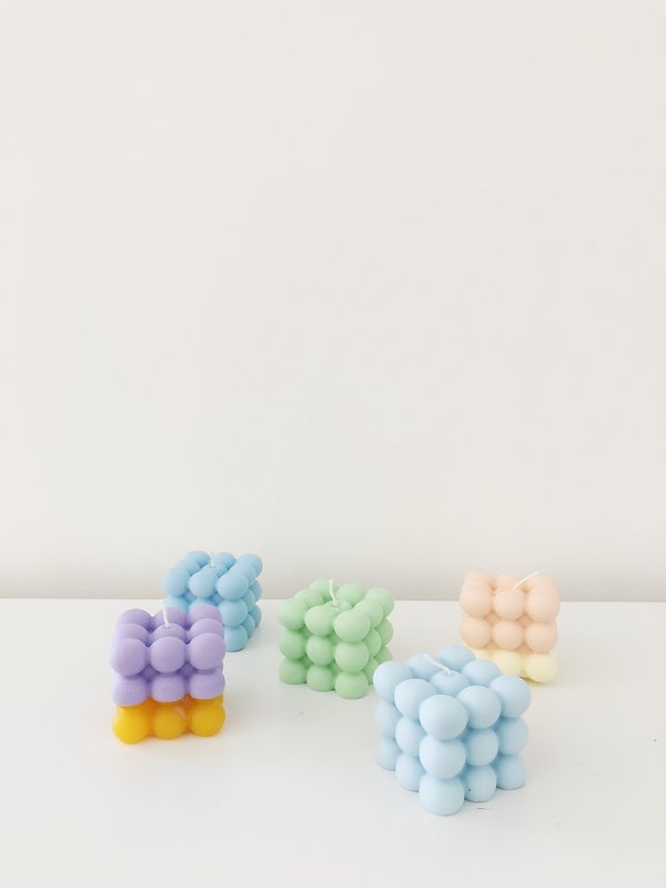 Ri-Ri-Ku ATOM CUBE CANDLE - PURPLE/ORANGE Ri-Ri-Ku ATOM CUBE CANDLE - PURPLE/ORANGE