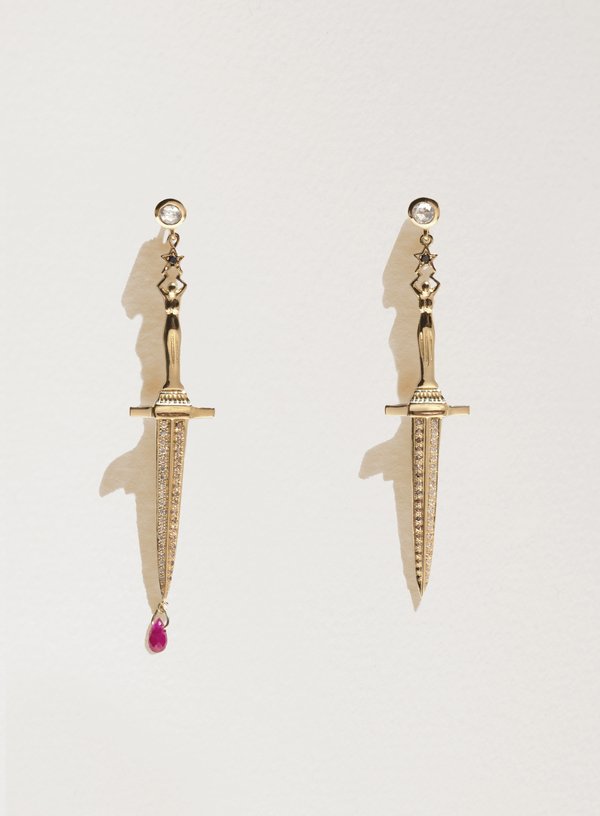 FINE Dagger Earrings - Gold