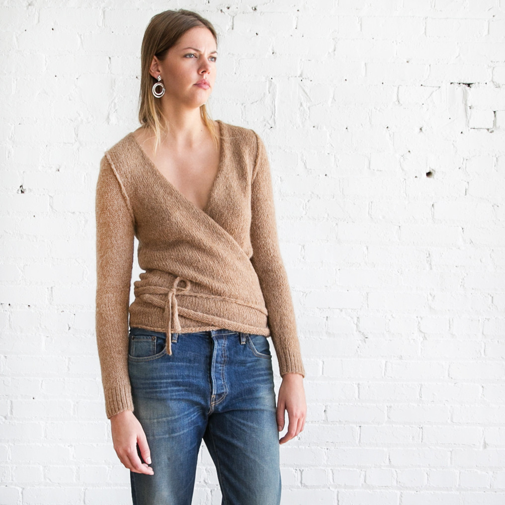 tiara cropped sweater beige