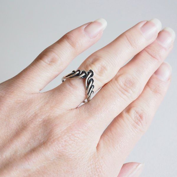 Theeth Mushroom Tiara Ring - Silver Theeth Mushroom Tiara Ring - Silver