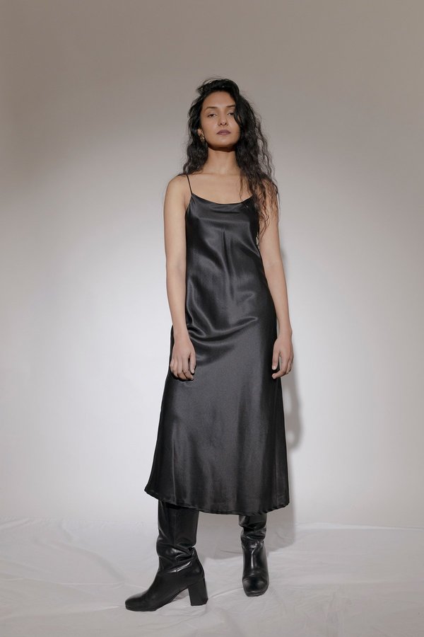 BEFORE MARCH Rosemary double lined satin slip - Black BEFORE MARCH Rosemary double lined satin slip - Black