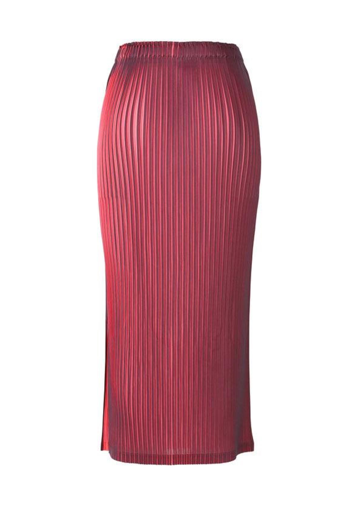 Issey-Miyake-Pleats-Please-Alt