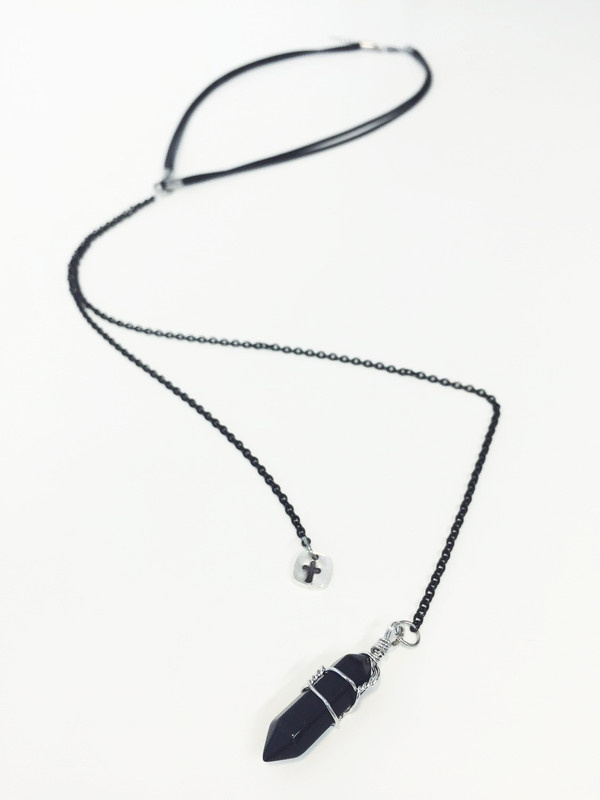 HUMANITY - COLLIER LA CROYANCE HUMANITY - COLLIER LA CROYANCE