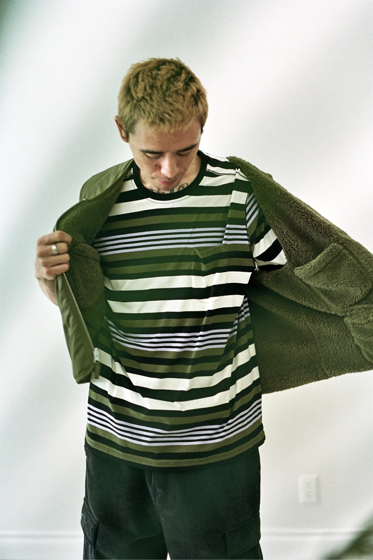 Pop Trading Company Harold Reversible Vest - Hunting Green - Image 3 of 16