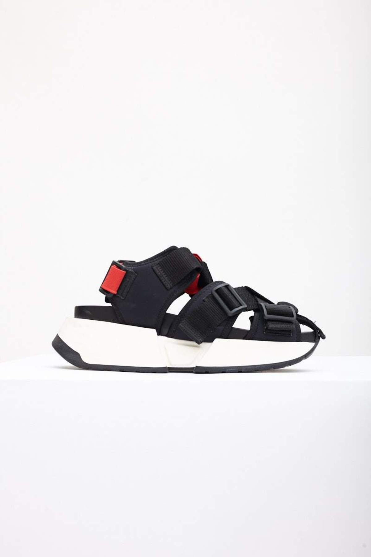 MM6 Maison Margiela Safety Strap Platform Sandals - Black  display picture 3