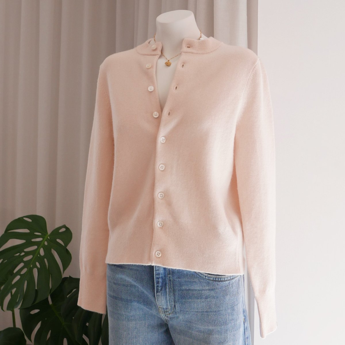 Extreme Cashmere Little Game Cashmere Cardigan - Talc - Image 2 of 2