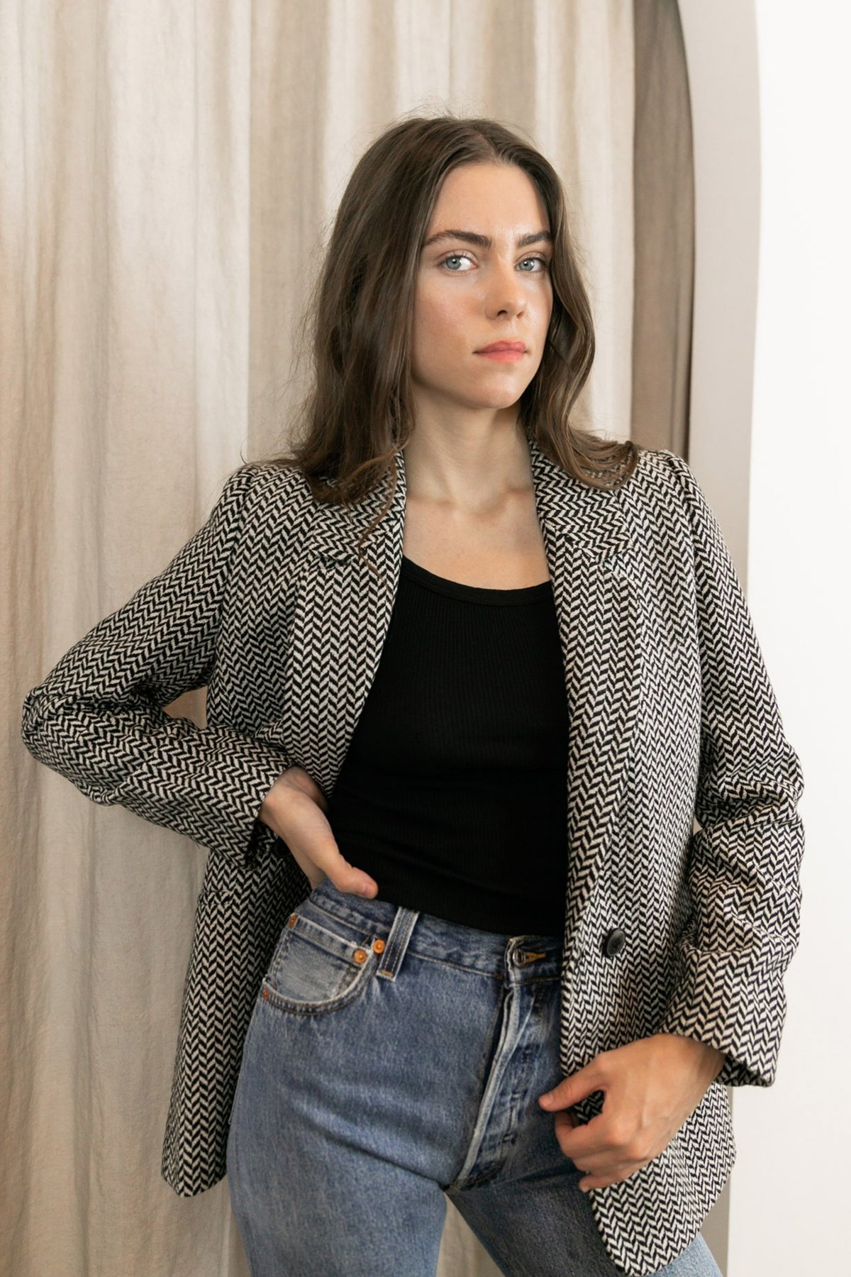 ANINE BING Fishbone Blazer アニーン・ビン ブレザー Anine Bing Fishbone Blazer in Black and Off White