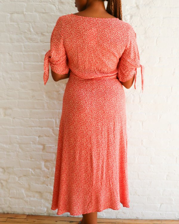 pre-loved] Faithfull The Brand Floral Midi Dress - Red | Garmentory