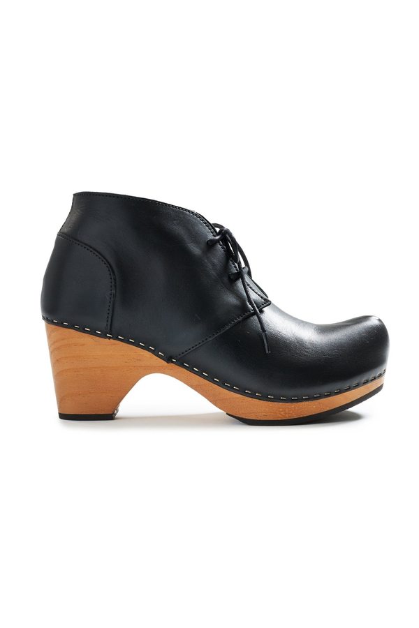 Lisa B. toe seam leather bootie clogs - black Lisa B. toe seam leather bootie clogs - black