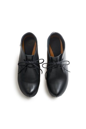 Lisa B. toe seam leather bootie clogs - black Lisa B. toe seam leather bootie clogs - black