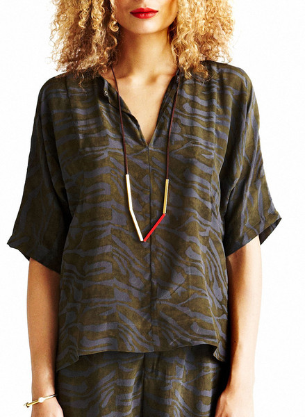 Seek Arya Landscape Top in Grey Seek Arya Landscape Top in Grey