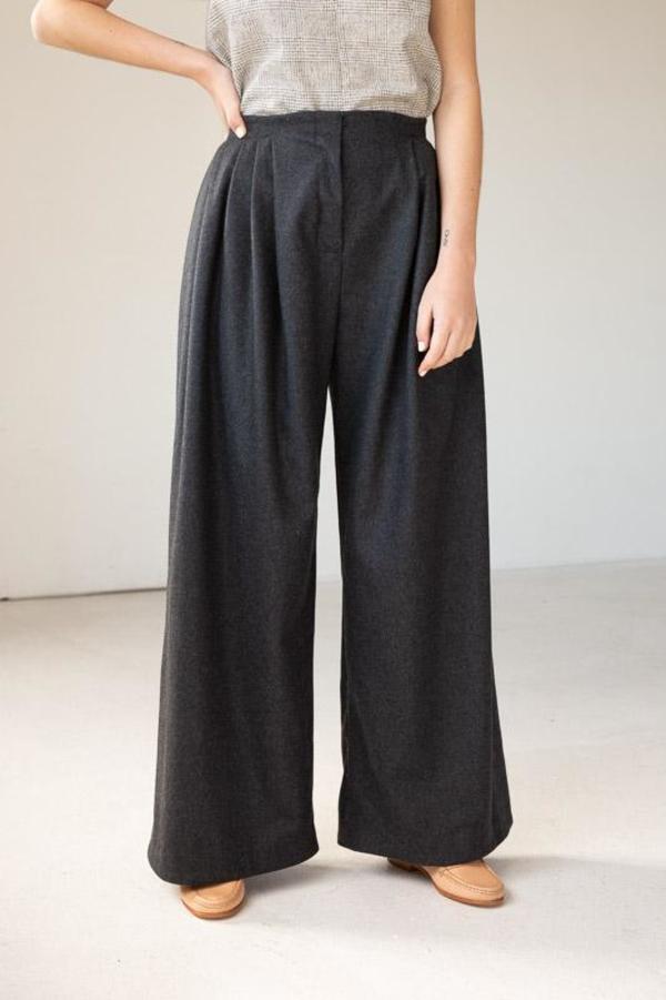 Lois Hazel Pleat Pant - Charcoal