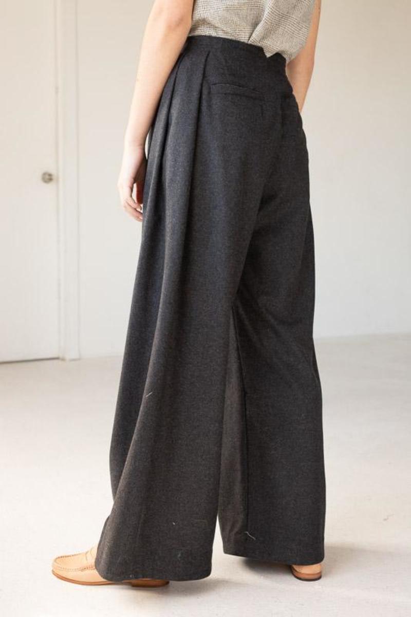 Lois Hazel Pleat Pant - Charcoal