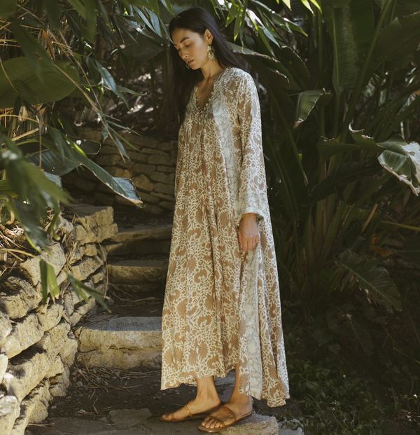 chinese dress ladies Paros Lace Maxi Dress APPLE – Seven Sundays Co