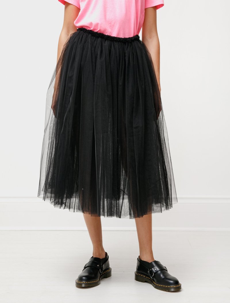 スカート 23AW BLACK COMME des GARCONS tulle skirt 23AW BLACK COMME des GARCONS tulle skirt