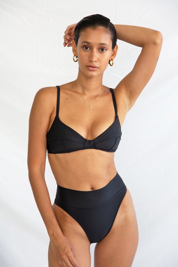 Galamaar High Kick Brief - NOIR Galamaar High Kick Brief - NOIR